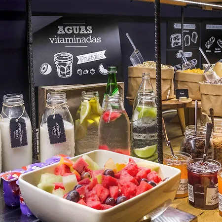 Ξενοδοχείο Ibis 3*