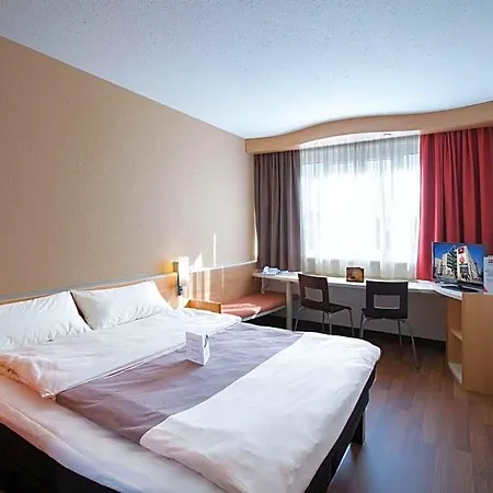 Hotel Ibis 3*