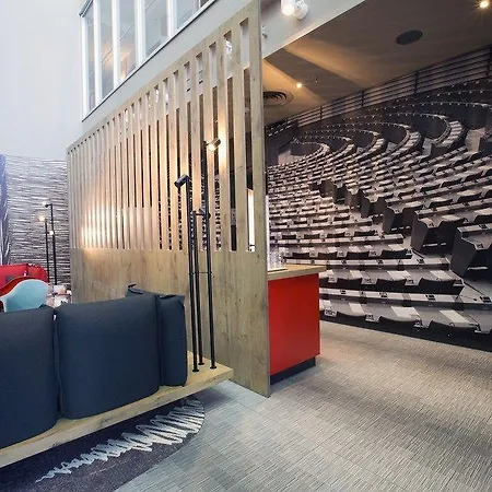 Ibis Hotel 3*