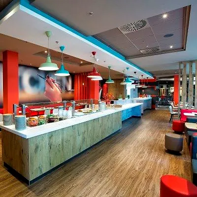 Ibis 3*
