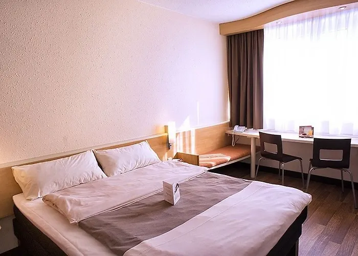 Ibis Hotel 3*
