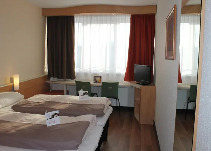 Ibis Готель 3*