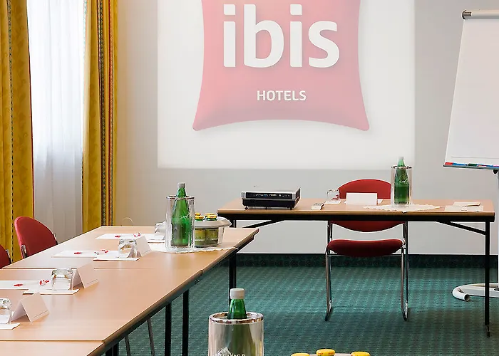 Готель Ibis
